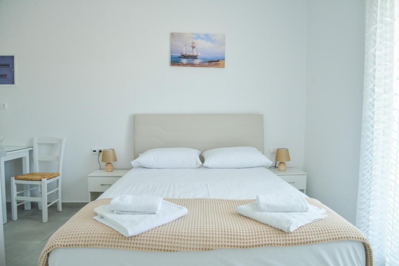 Zeras Apartments 아다마스 외부 사진