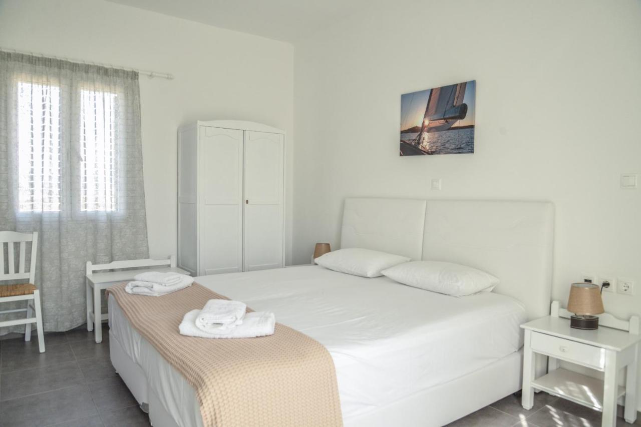 Zeras Apartments 아다마스 외부 사진