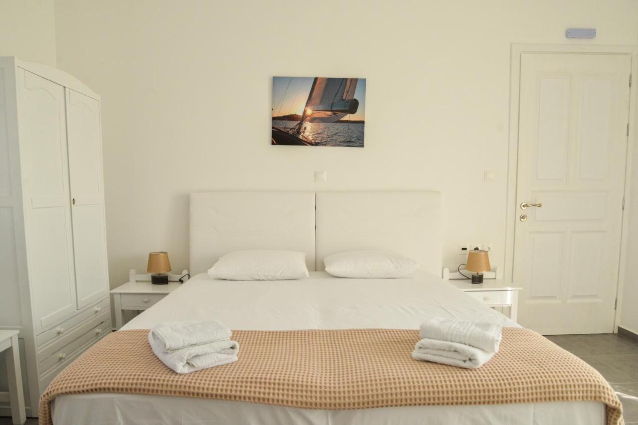Zeras Apartments 아다마스 외부 사진