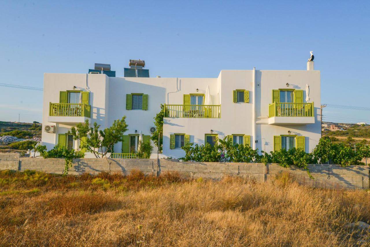 Zeras Apartments 아다마스 외부 사진